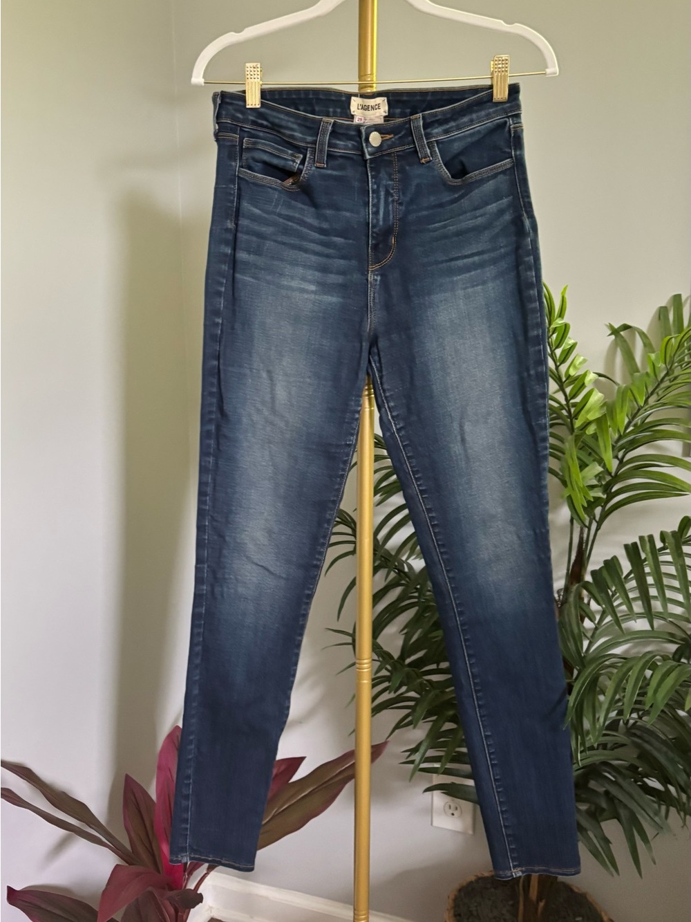 L’AGENCE Mid Wash High-Rise Skinny Jeans in Dark Blue
